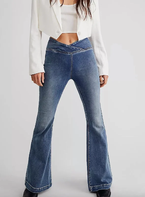 Venice Beach Flare Jeans In Medium Wash